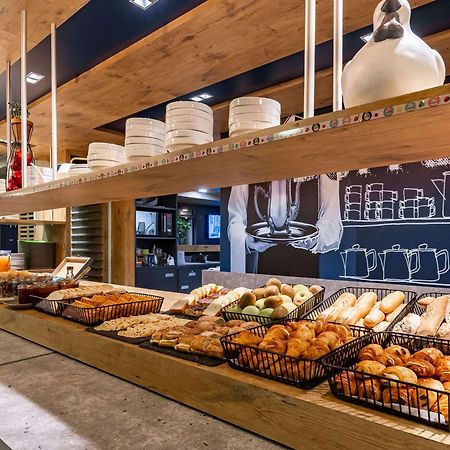 Ibis Budget Marne La Vallee Pontault Combault ภายนอก รูปภาพ