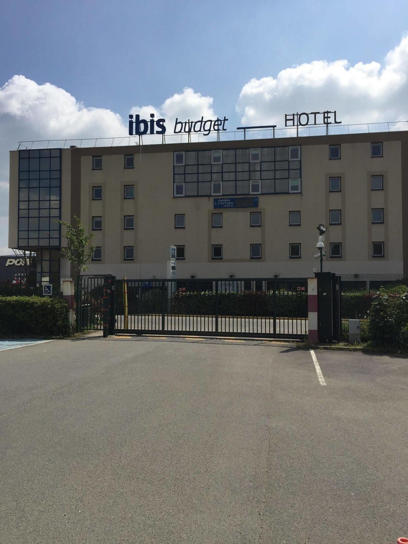 Ibis Budget Marne La Vallee Pontault Combault ภายนอก รูปภาพ